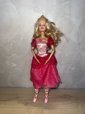 2006 Barbie Princess Genevieve Doll 12 Dancing Princesses Movie Mattel